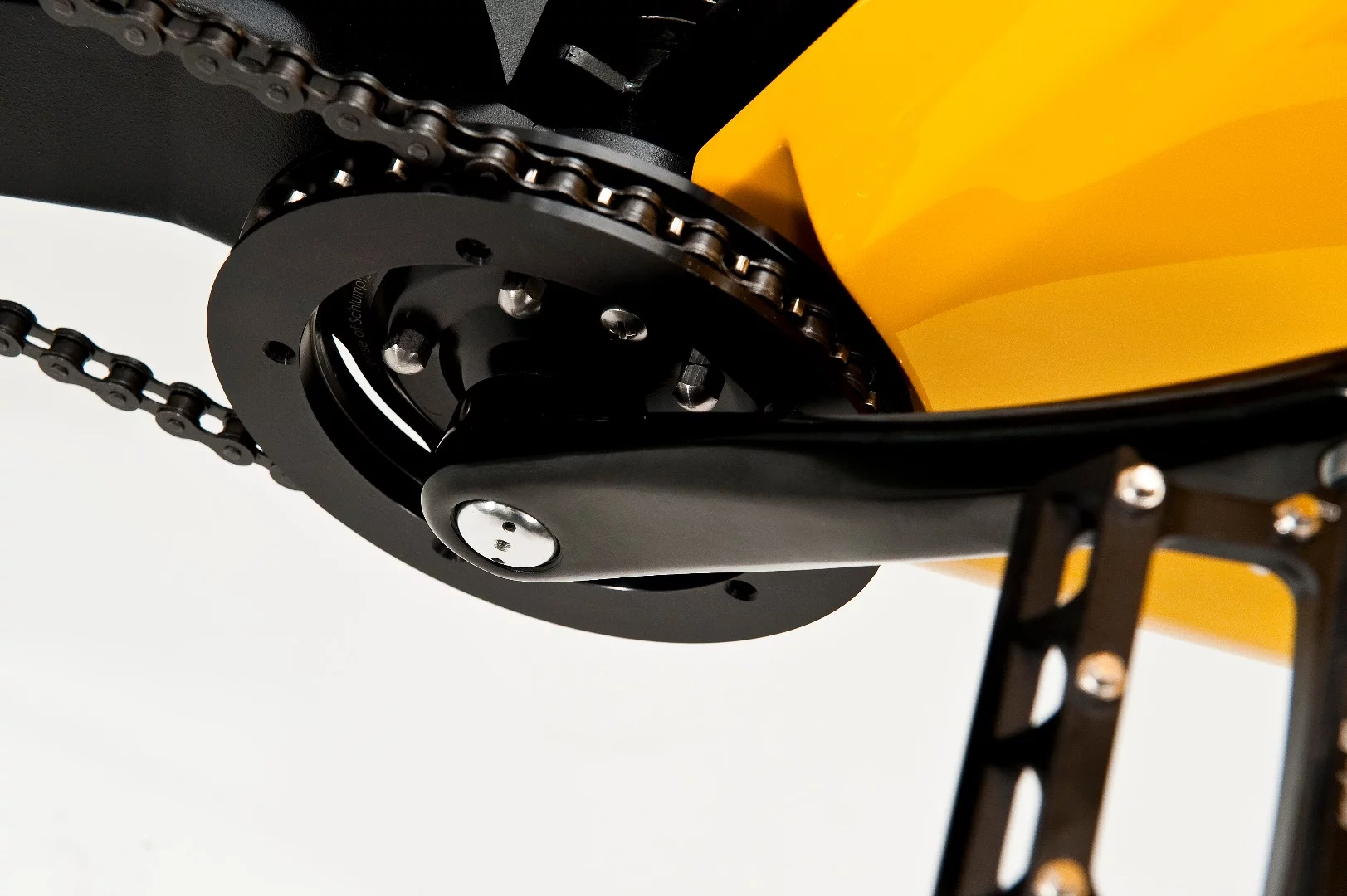 Pedaling on the bottom bracket two-speed ATS drive will help provide power while conserving the battery