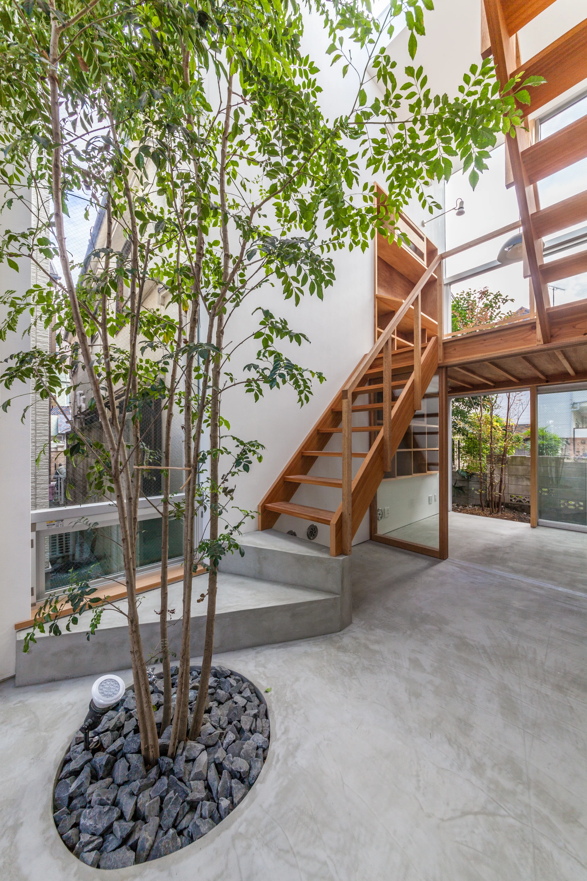 Half of the House in Ouji resembles an extension of a dead-end street