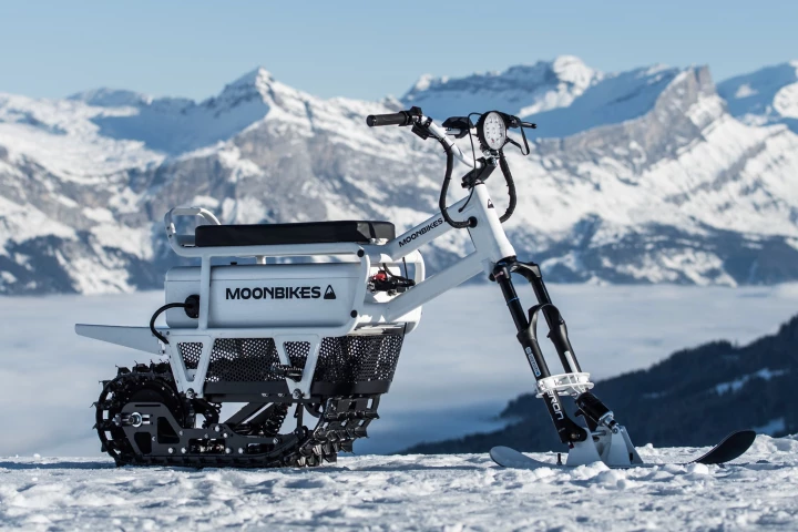 The production version of the MoonBike measures 224.8 cm long by 70.5 cm wide (88.5 by 27.8 in)
