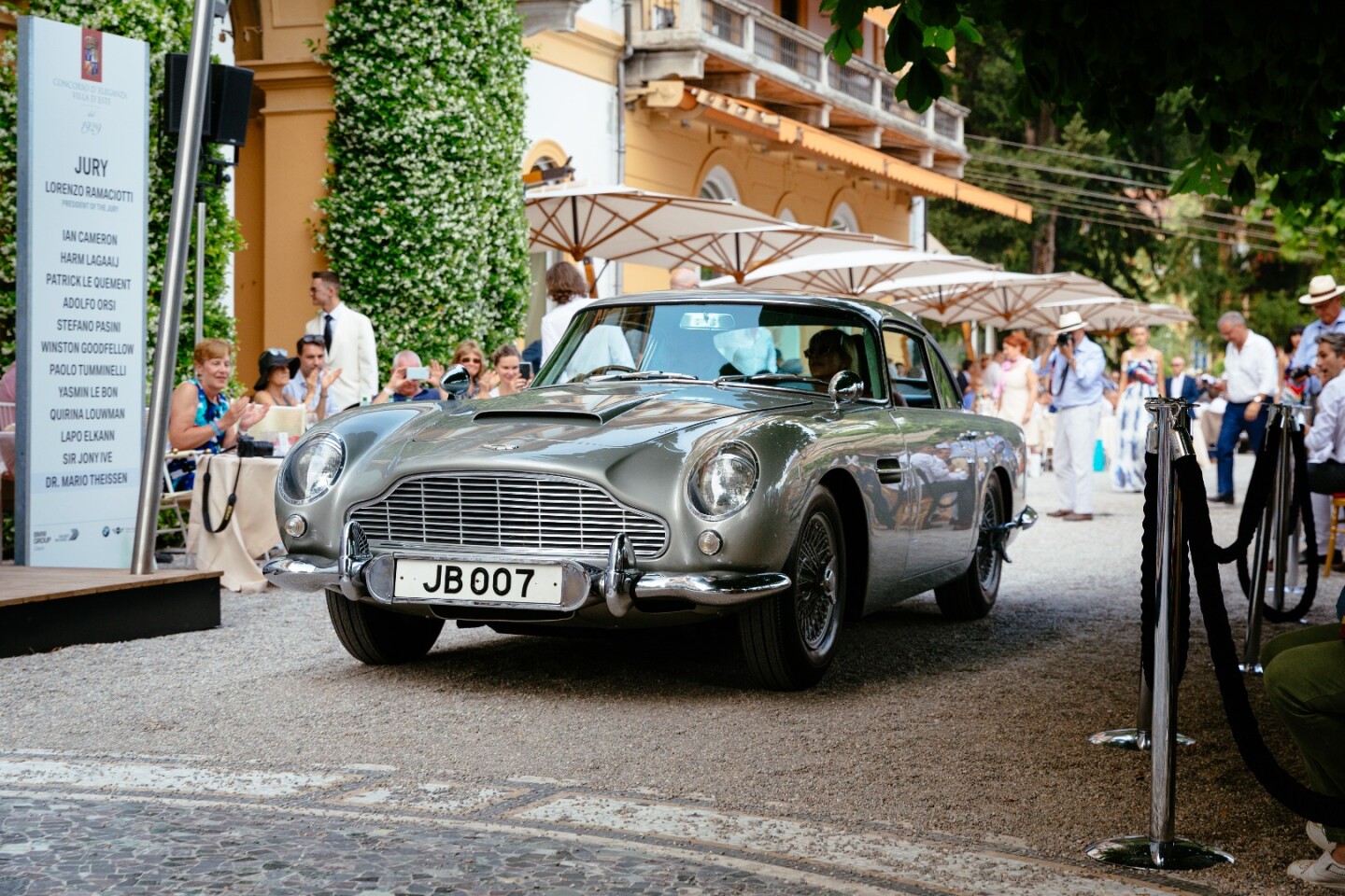 American banker and car collector Harry Yaeggy paid £2,912,000 ($4,595,998) in 2010 for the gadget-festooned Aston Martin DB5 used by James Bond in the movies Goldfinger (1964) and Thunderball (1965), a car that still sits in the top 10 of our list of the most valuable movie cars.