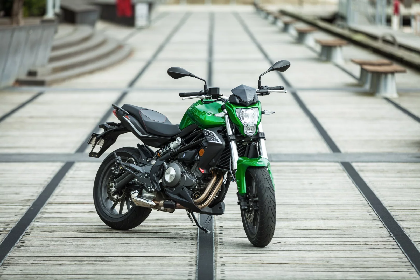 Benelli BN302 - attractive from any angle (Photo: Chris Blain/Gizmag)