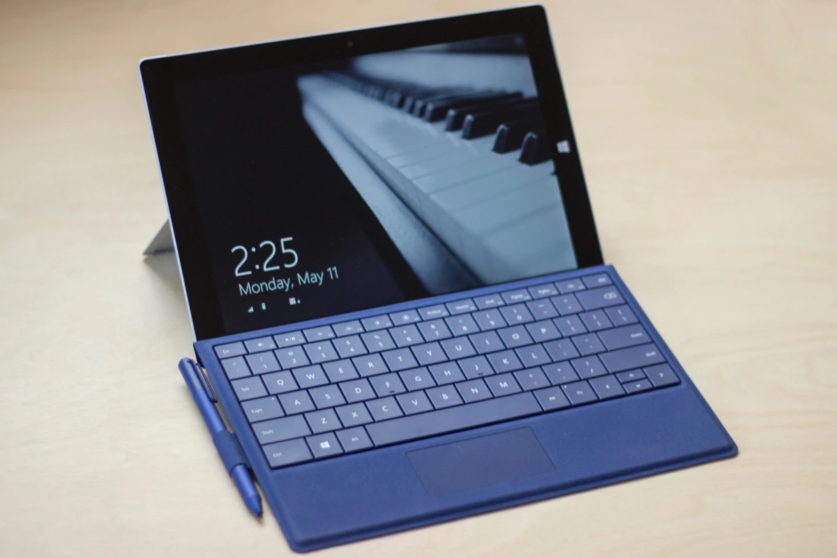 Gizmag reviews Microsoft's most well-balanced Surface yet, the Surface 3 (Photo: Will Shanklin/Gizmag.com)