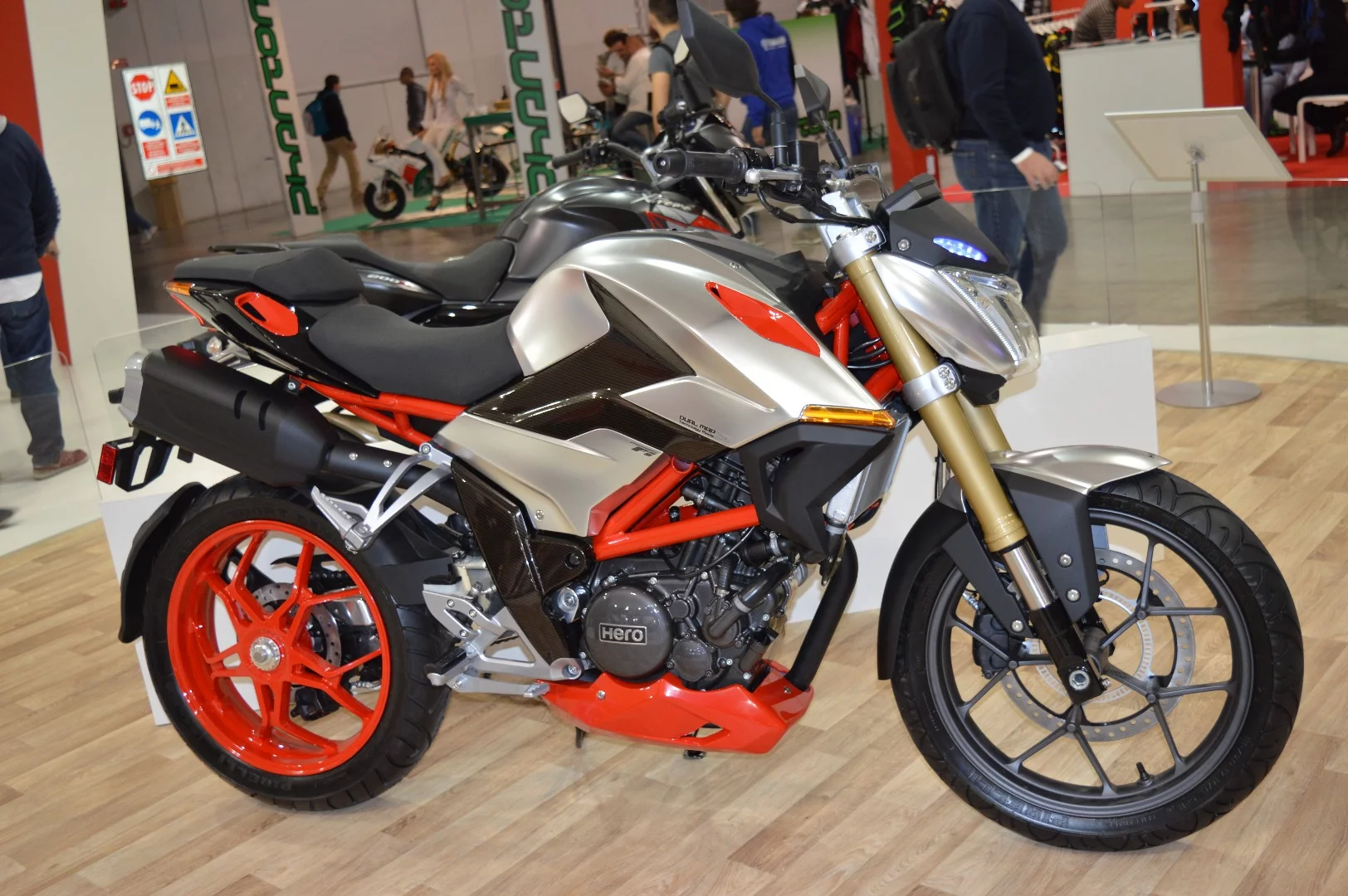 India's Hero Motors came to EICMA with a full lineup, headed by the XF3R 300 cc single-cylinder concept