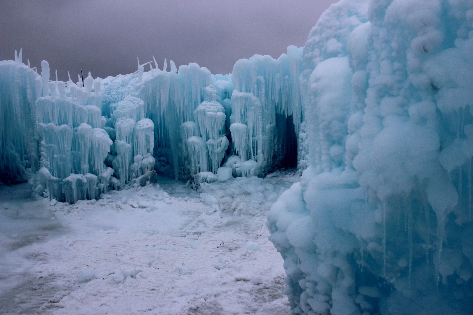 Details of the Edmonton Ice Castle