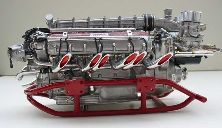 The Ferrari 375 Nautico V12 engine