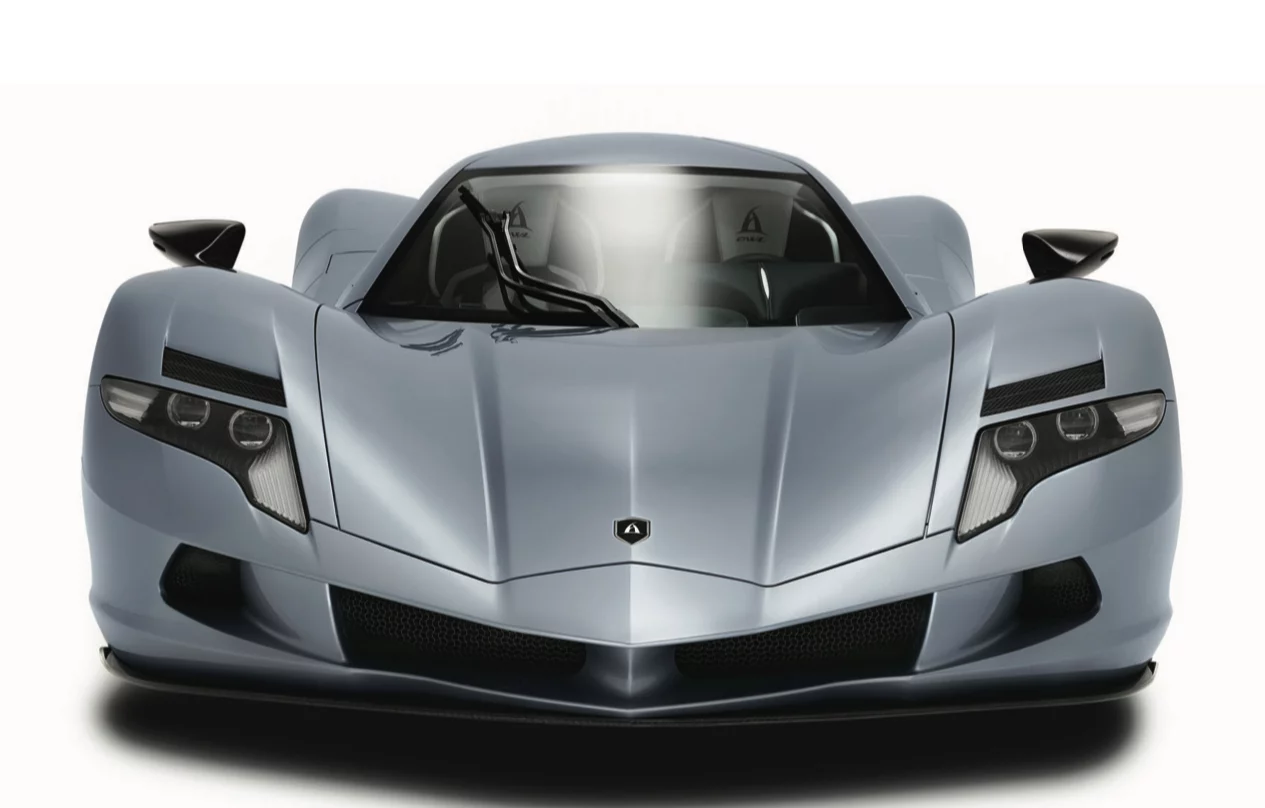 The Aspark Owl isn't the prettiest of all hypercars, but it's memorable thanks to the inward slanting hood and high-arched fenders