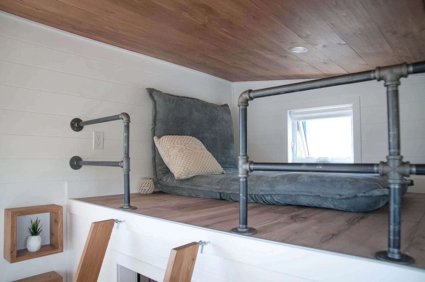 The Eucalyptus' second loft bedroom