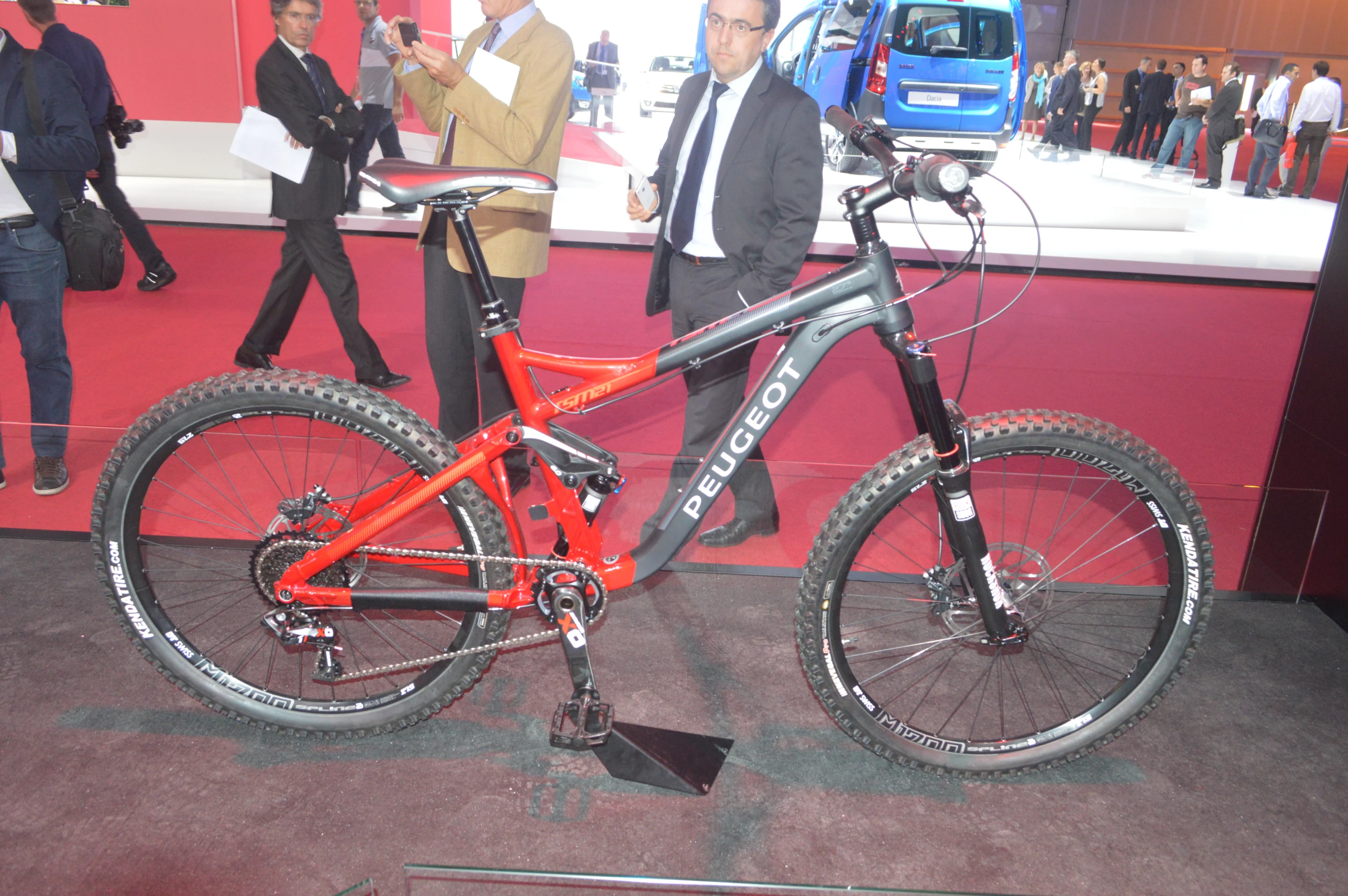 Peugeot mountain bike (Photo: C.C. Weiss/Gizmag)