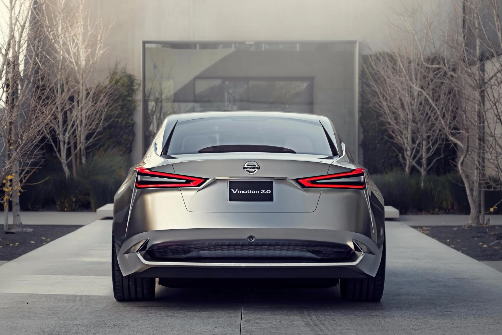 Thin sideways-V-shaped tail lights and a wind scoop are unique, and add a lot of action