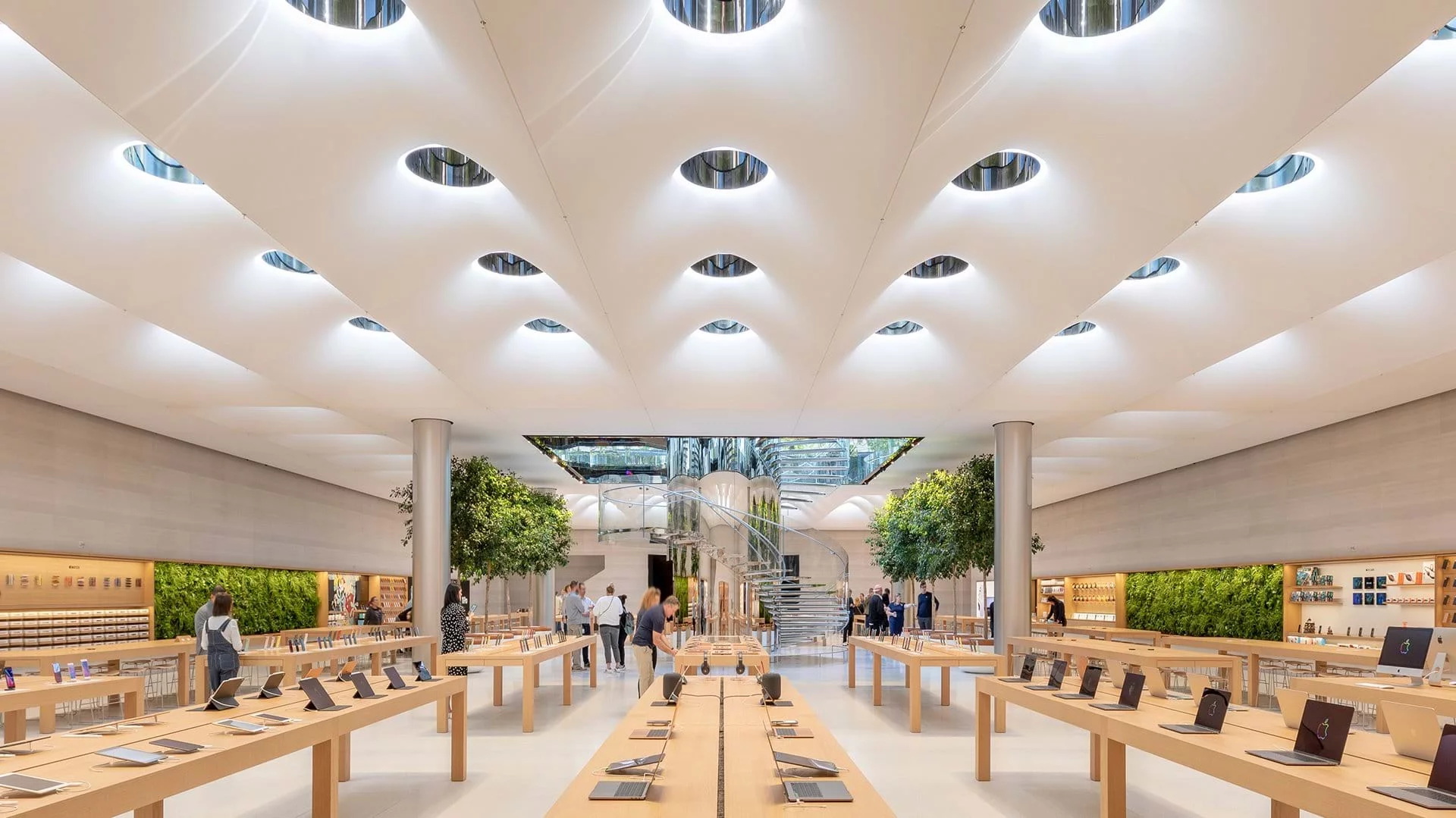 Apple Fifth Avenue is now twice the size of its predecessor