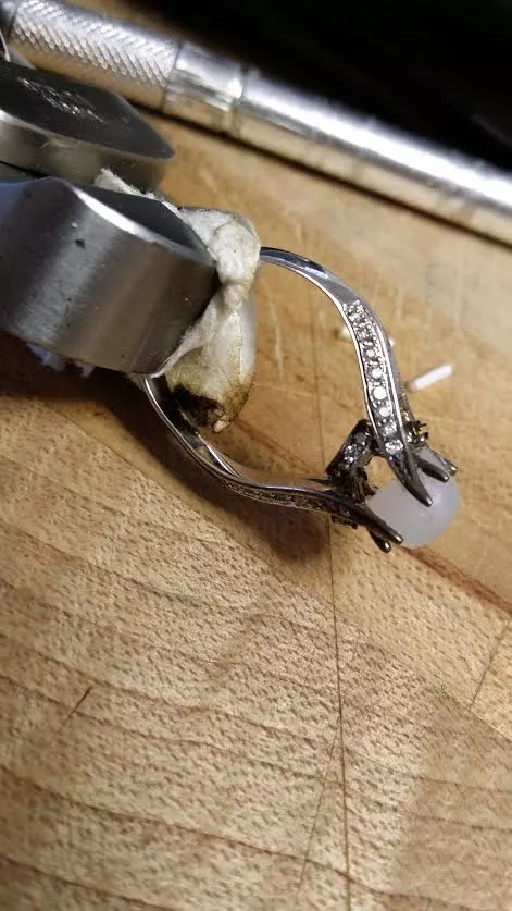 Building the wedding ring