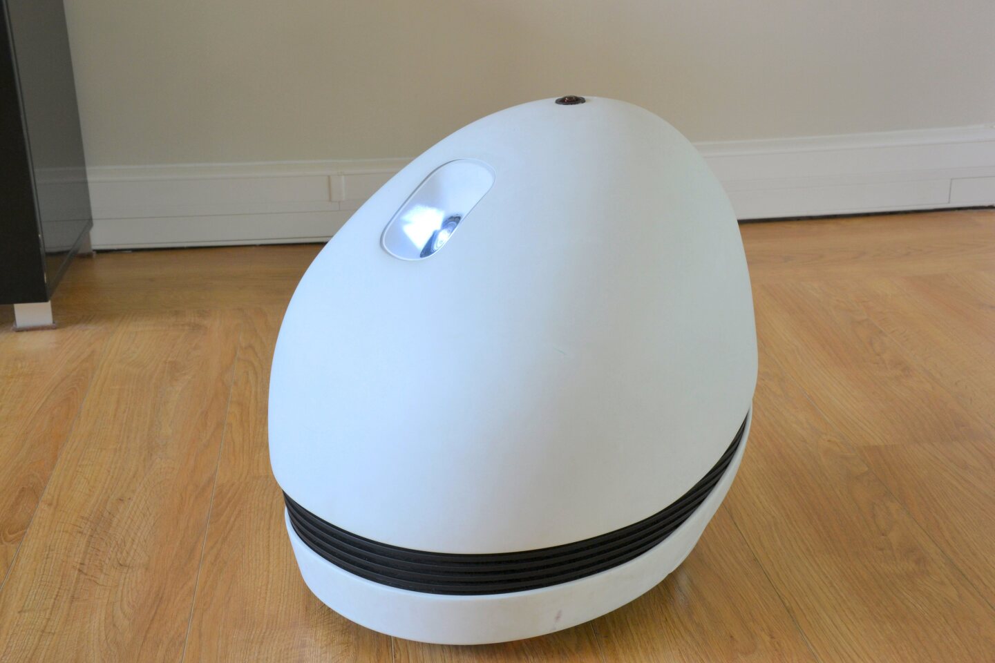 Keecker can act as a digital entertainment center for video, music, photos, web browsing, and gaming (Photo: Paul Ridden/Gizmag)
