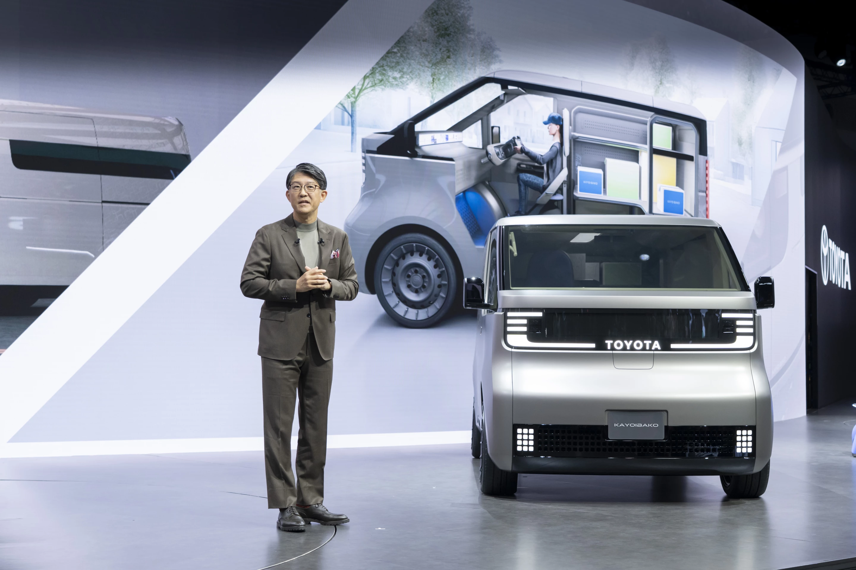 The Kayoibako concept first debuted at the 2023 Japan Mobility Show, and here Toyota is showing it again at the 2025 show