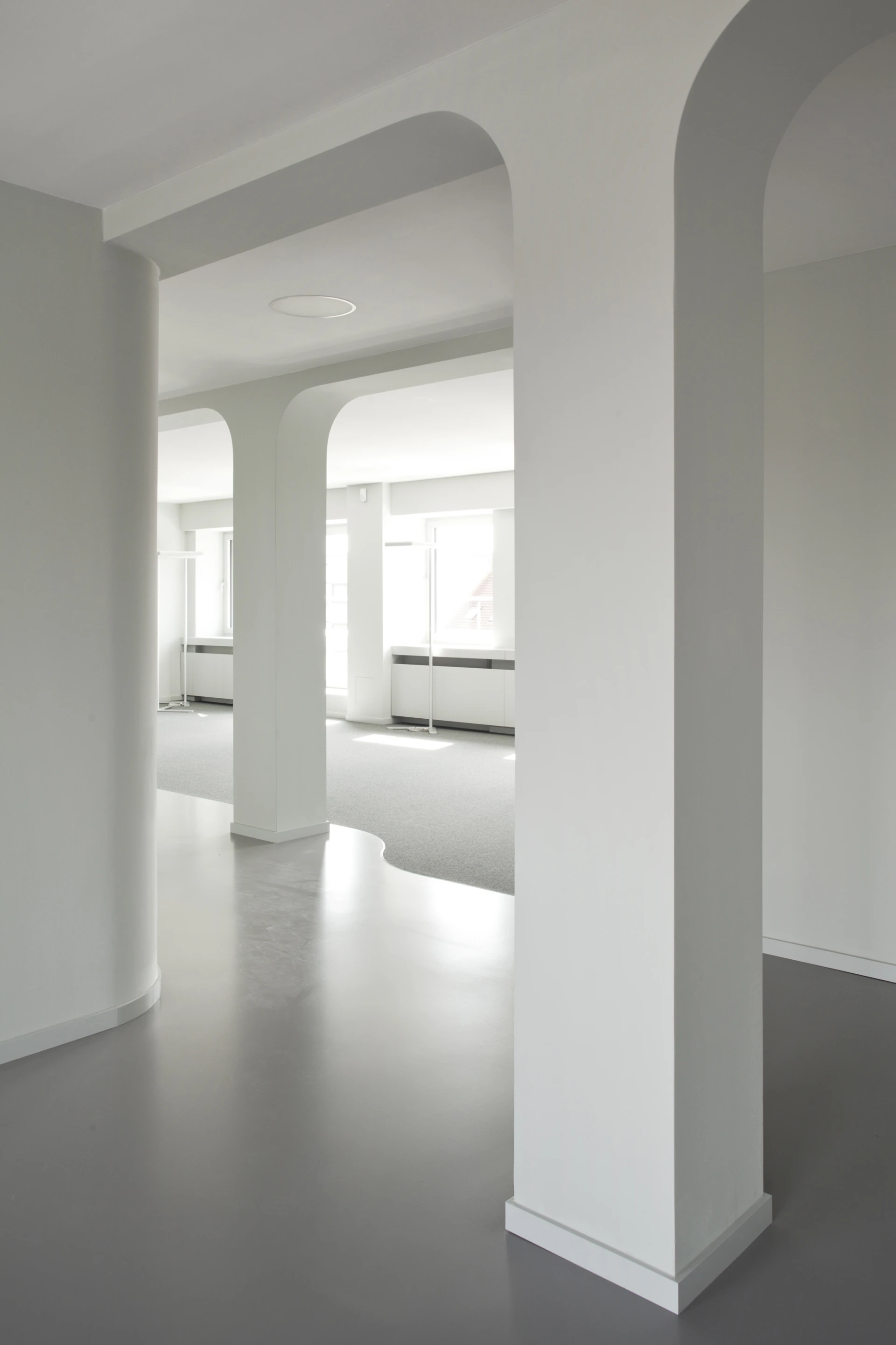 The furbished Schlump ONE boasts clean, bright interiors (Photo: Ludger Paffrath)