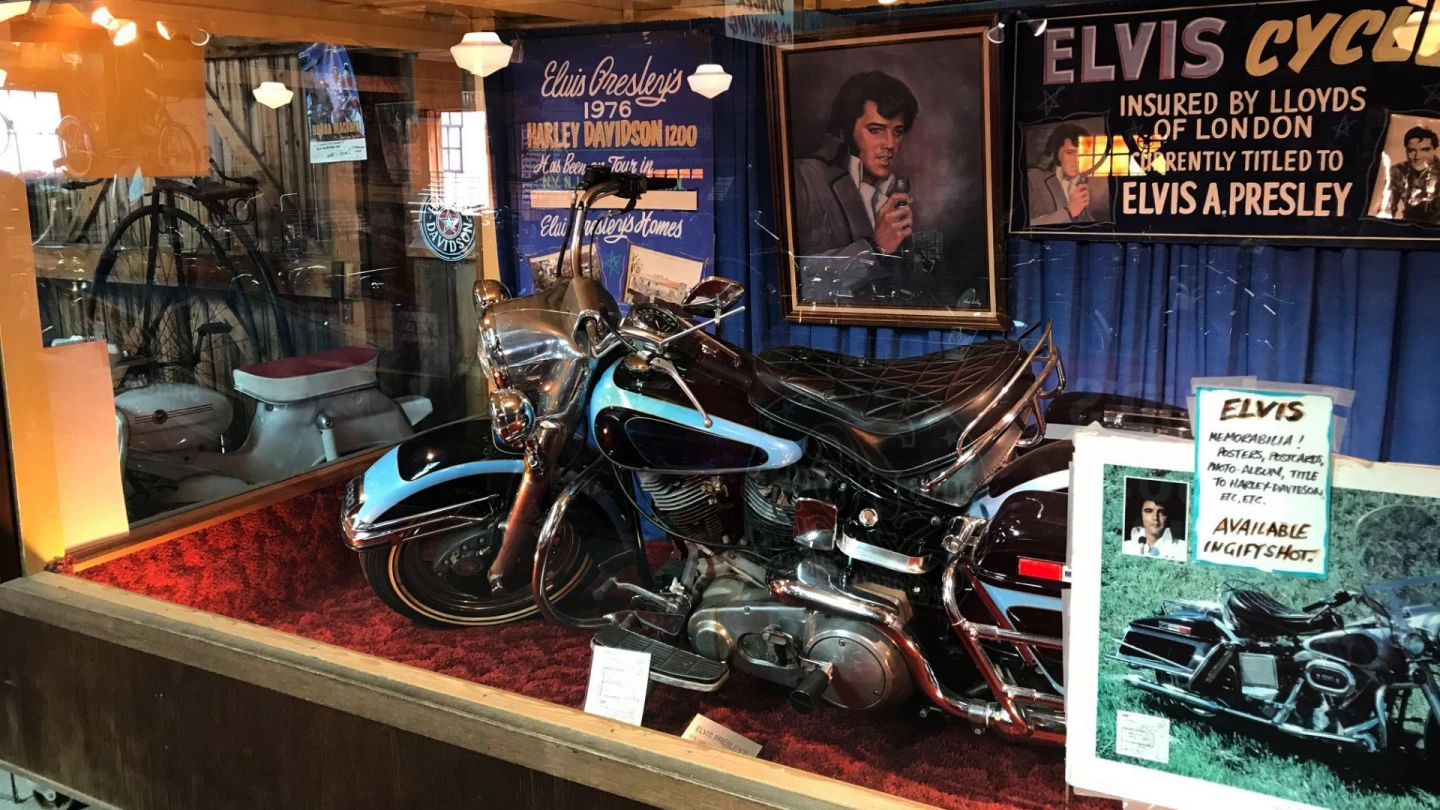Elvis Presley's 1976 Harley-Davidson FLH 1200 Electra Glide spent 30 years on display at the Pioneer Auto Museum before going to auction in 2019