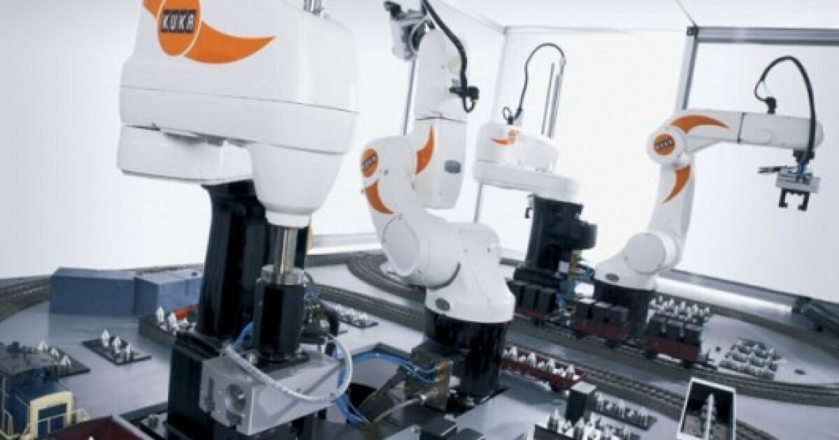 New SCARA robots and PCbased control platform enable easy automation