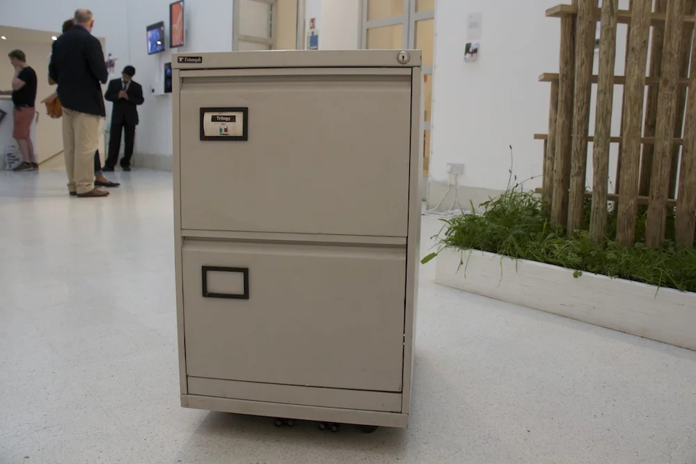 The cabinet is connected to a webcam via Bluetooth, which duly scans the room for movement (Photo: Jaap de Maat)