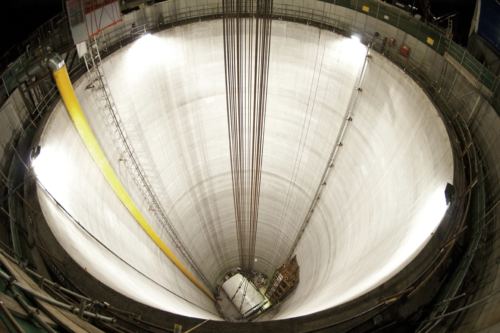 The Busy Lizzie tunnel boring machine is lowered into place for the construction of the Lee Tunnel