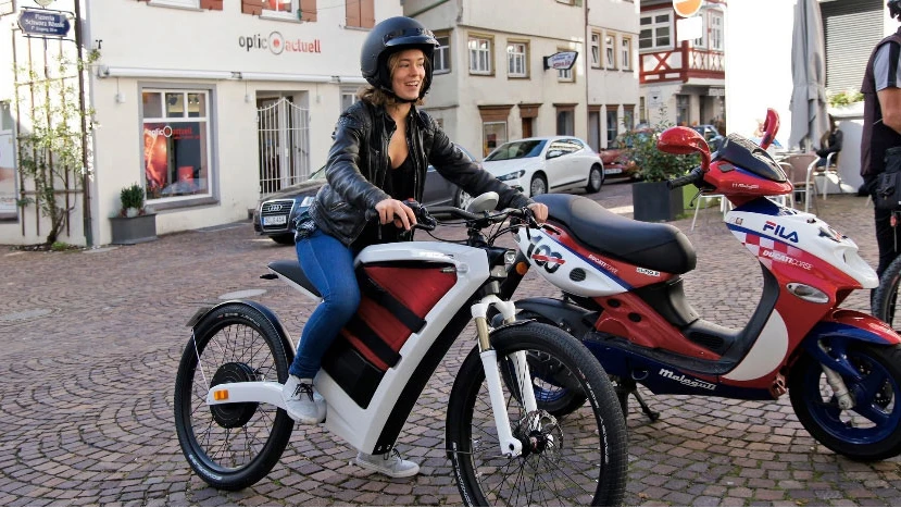 The FEDDZ provides up to 68 miles (110 km) of range