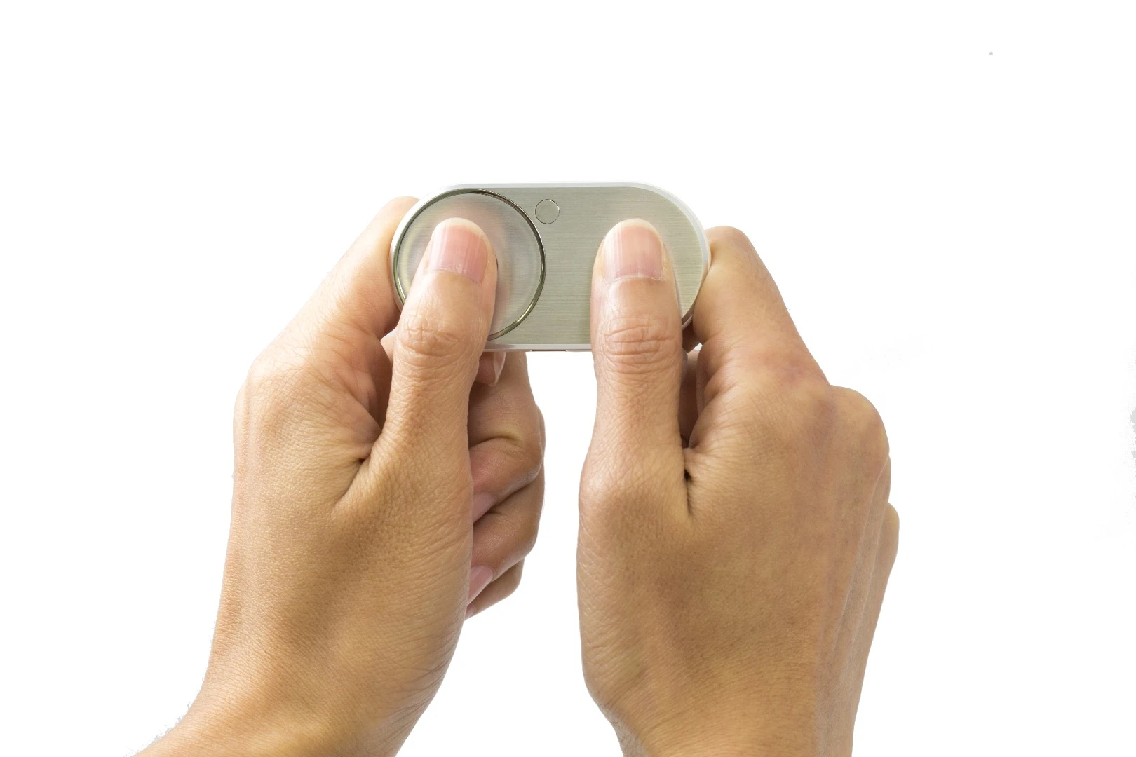 Mocaheart links with the smartphone via Bluetooth