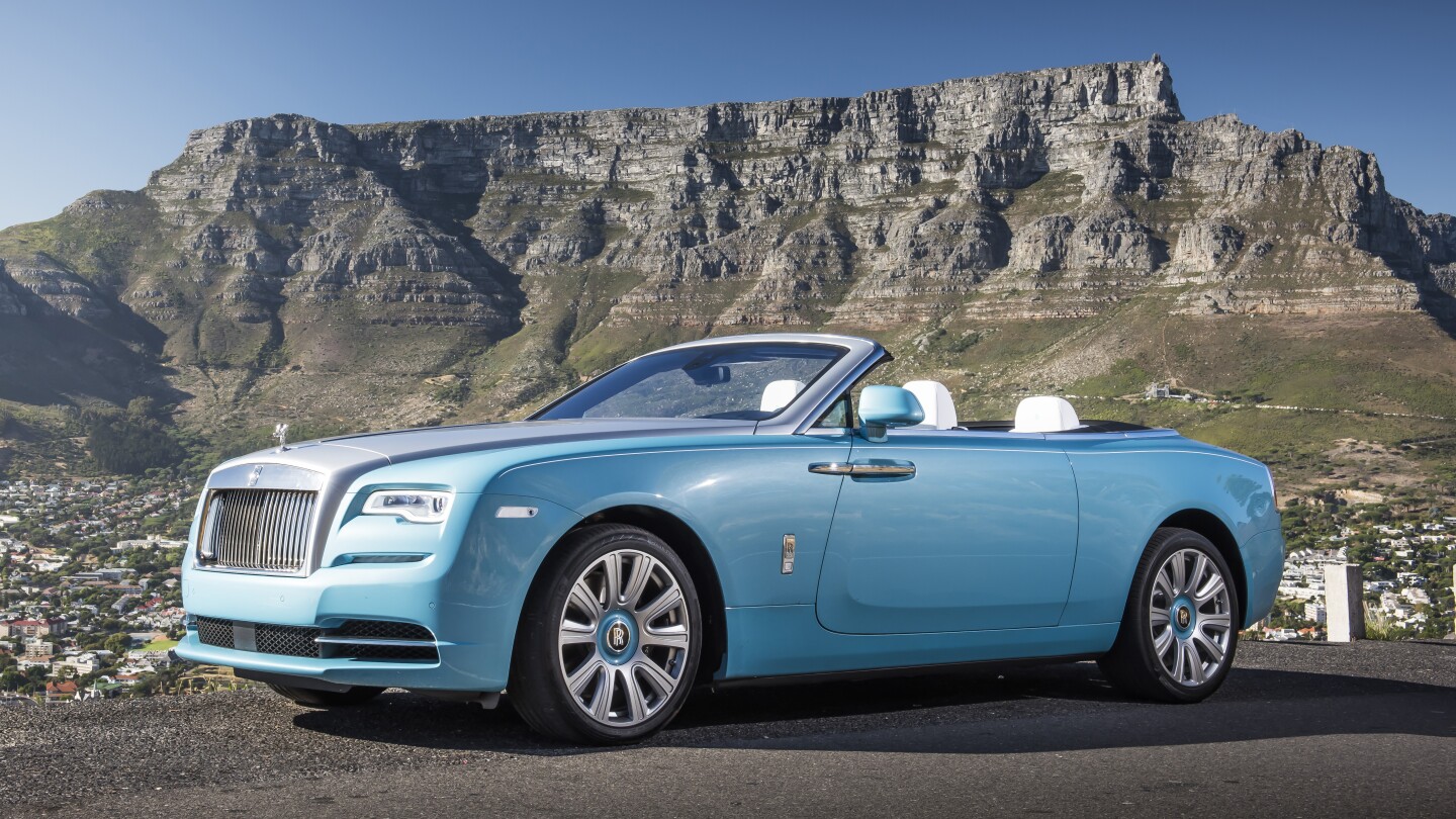 In retrospect, the price of the very first Rolls-Royce Dawn was remarkably low considering it is a rare thing for Rolls-Royce to introduce an entirely new model. On Saturday, January 30, 2016, a winning bid of $750,000 secured this honor for an avid car collector as he became the first owner of an entirely new line of Rolls-Royce cars at the Naples Winter Wine Festival, Florida