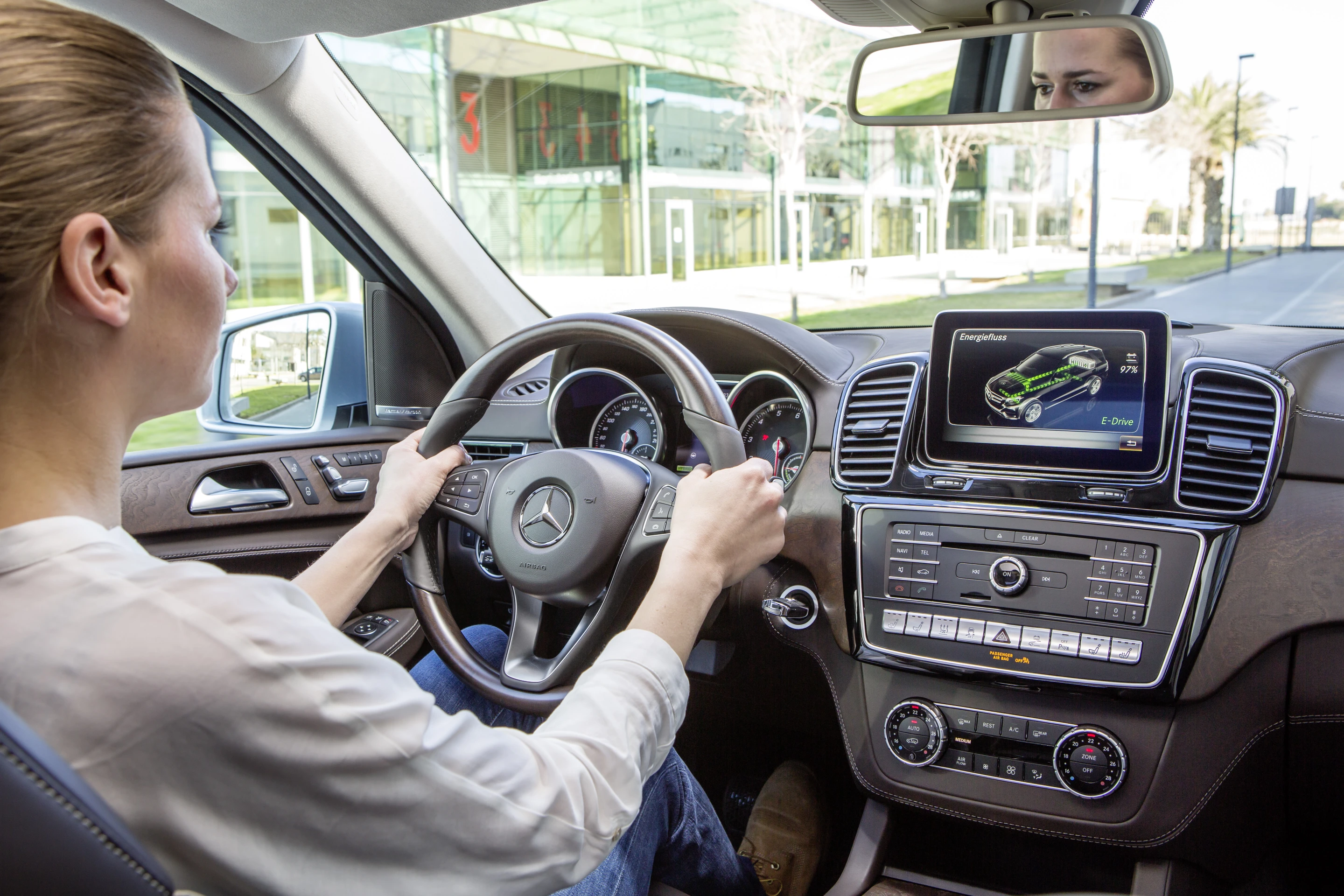 Inside, the GLE's interior is mostly unchanged compared to the ML's