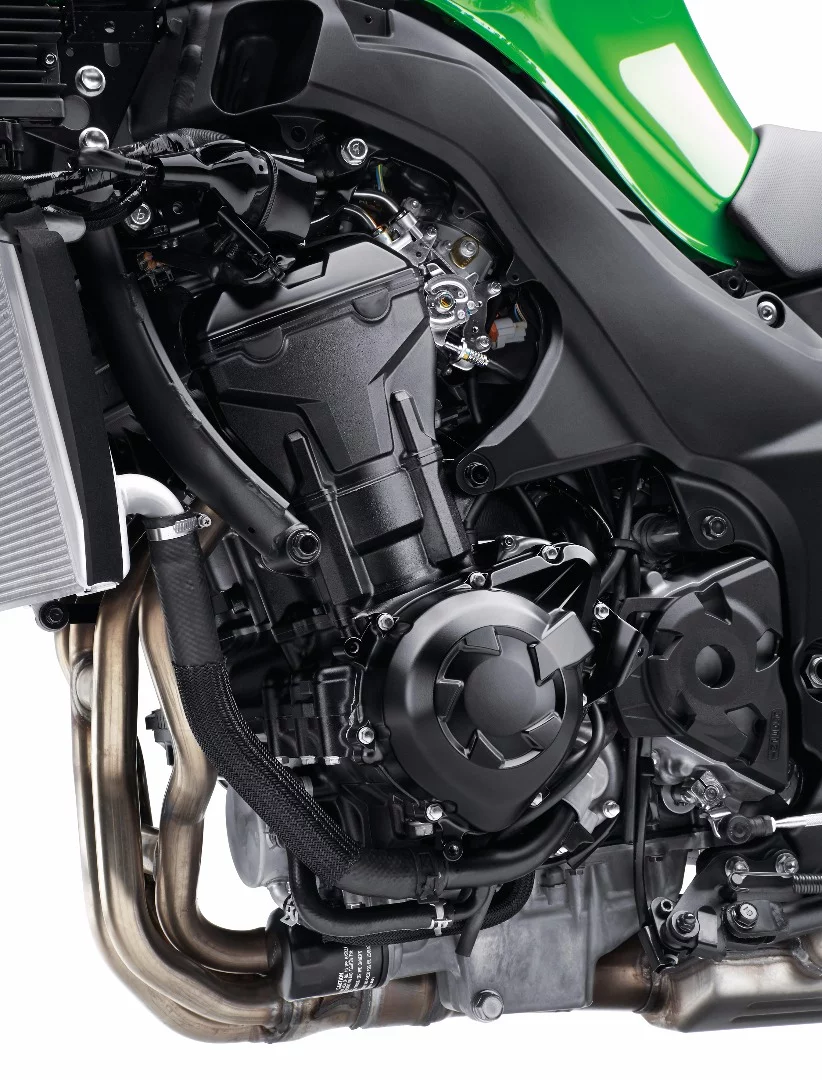 Although it didn't change in power output, the engine of the 2017 Kawasaki Z1000SX has received several important electronic support systems