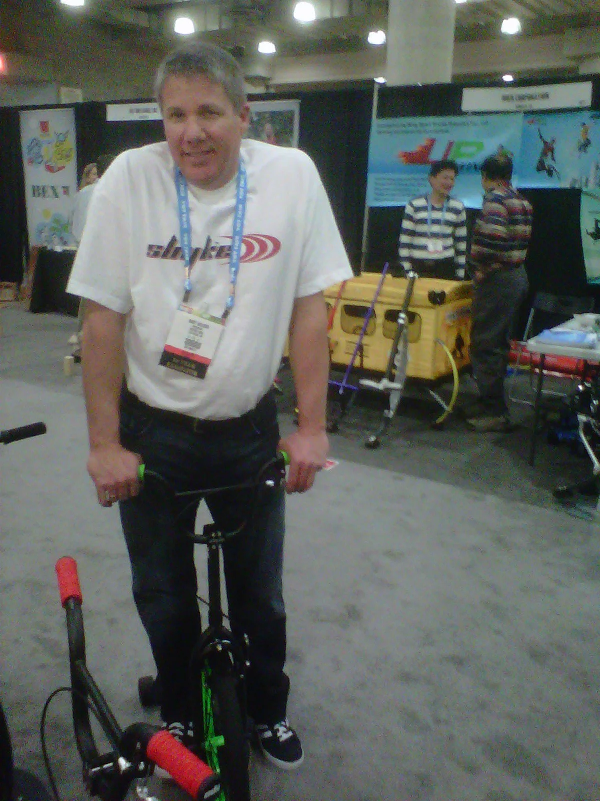 Made from aircraft-grade materials, the sbyke is built to take more weight than a more familiar micro-scooter