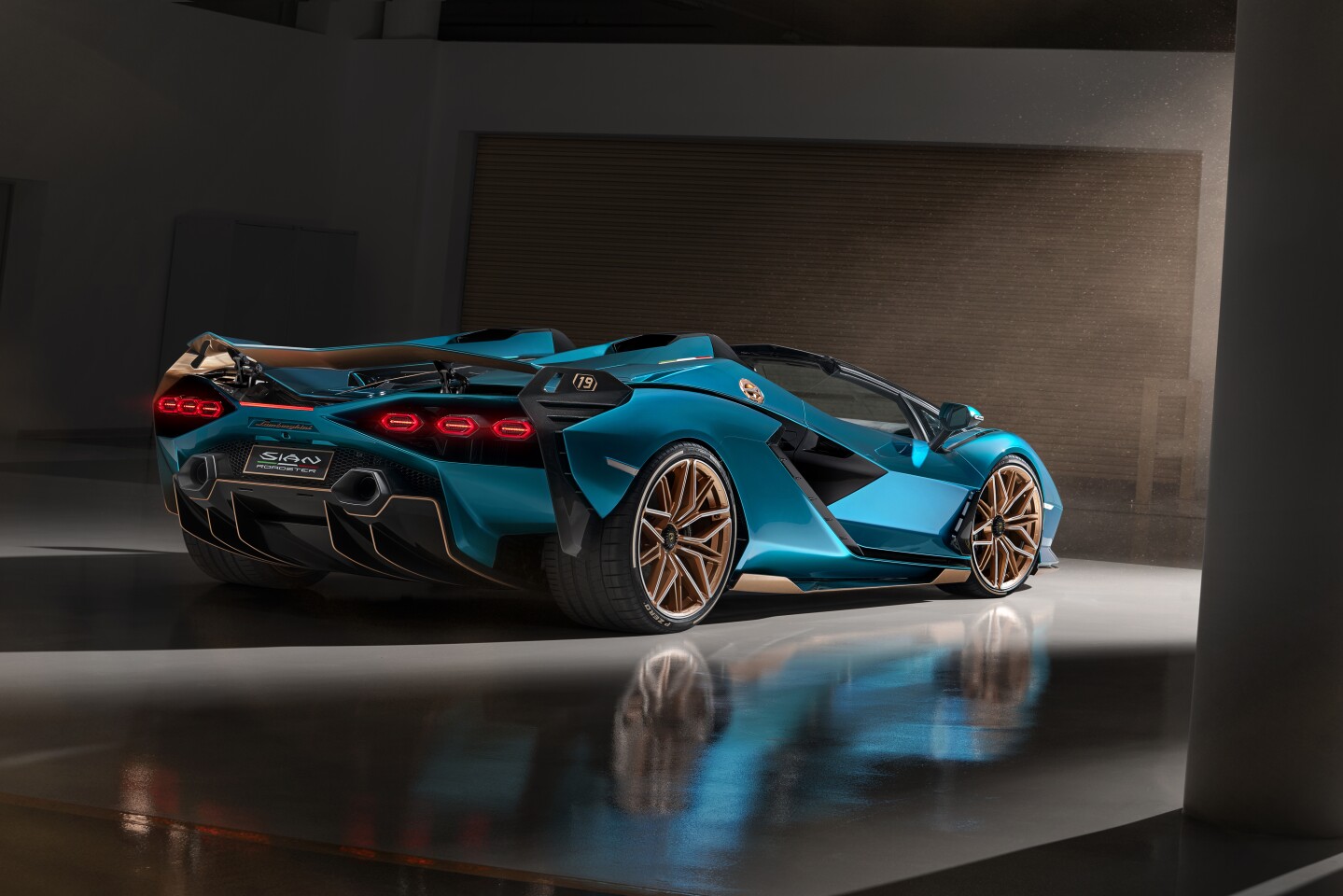 Lamborghini Lifts The Lid On A Supercapacitor Enhanced Sian Roadster