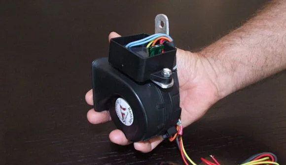 The Plug & Play Screamer is a more compact, easier-to-install version of the extremely loud Screaming Banshee motorcycle horn