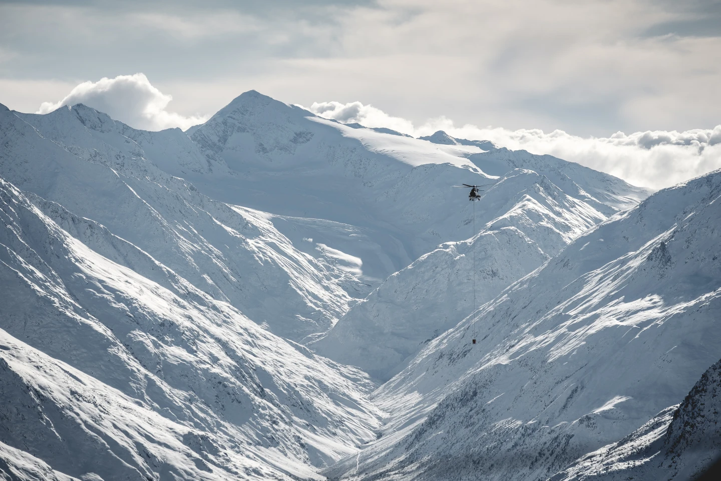 007 Elements was constructed during very challenging conditions
