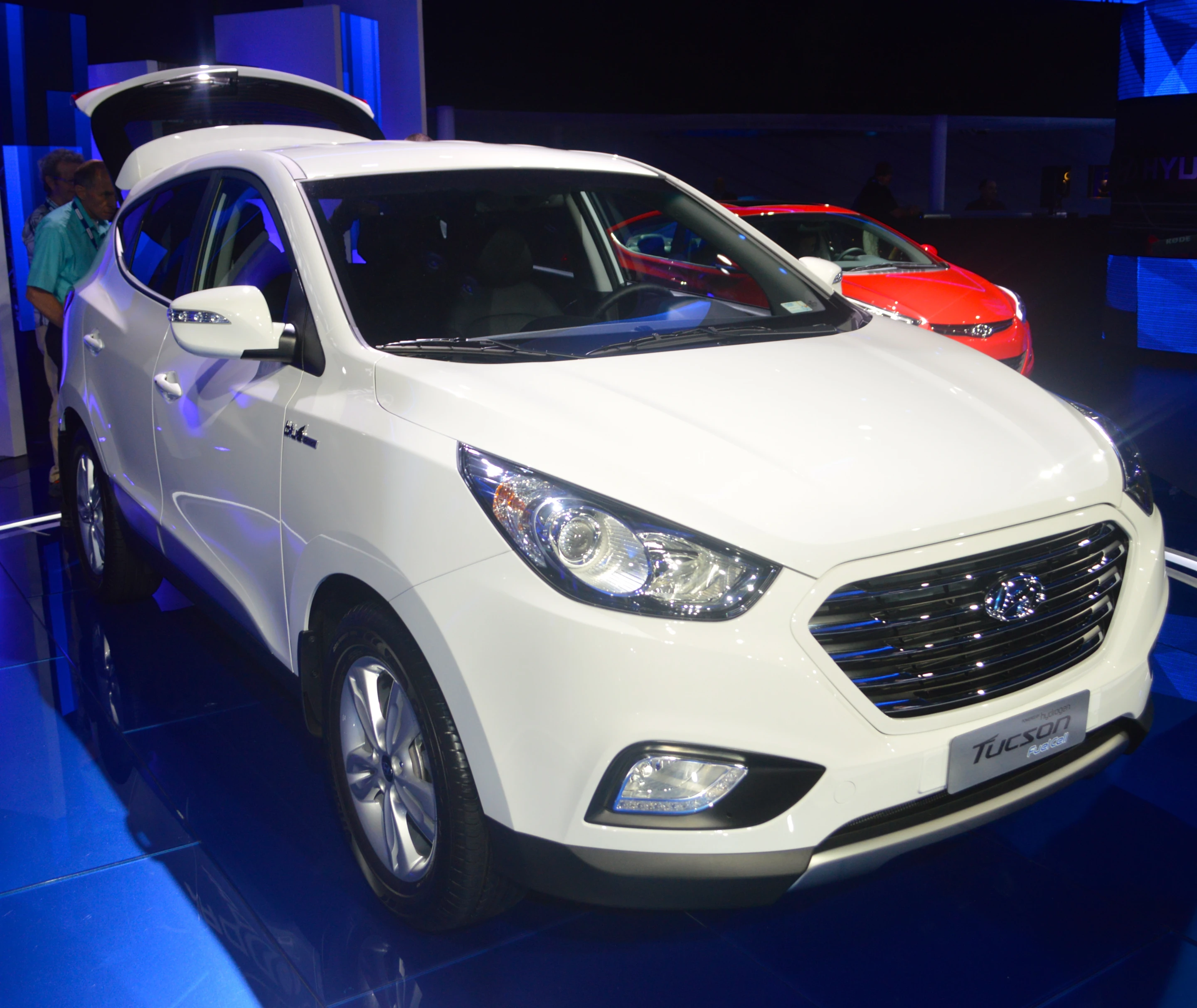 The Hyundai Tucson Fuel Cell debuts at the LA Auto Show