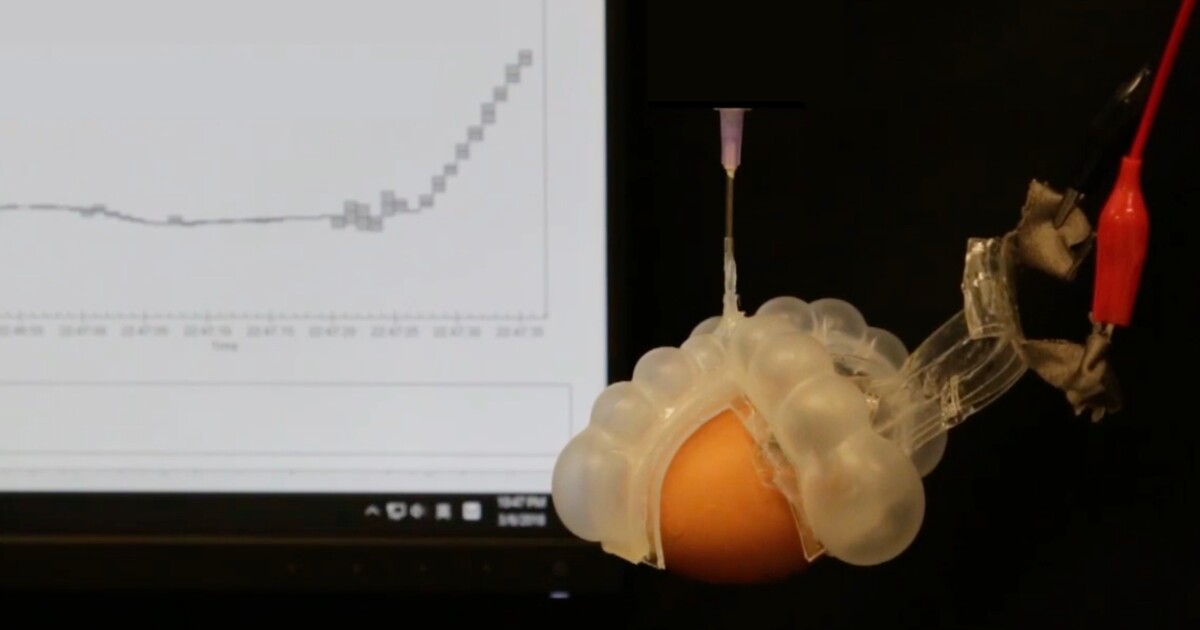 Stretchable, versatile thermometer might discover use in delicate robotics Stretchable, versatile thermometer might discover use in delicate robotics