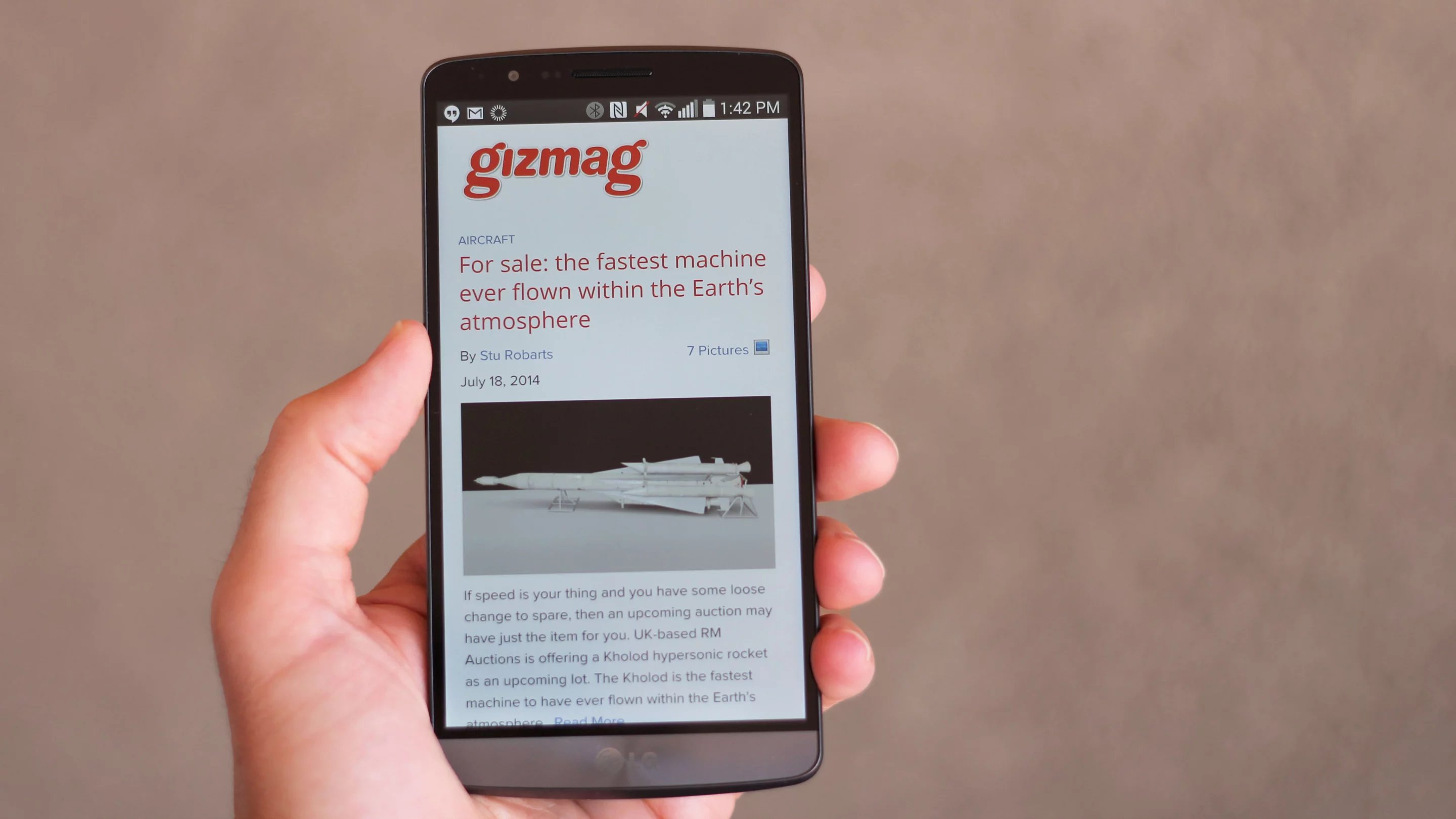 The G3 has a 5.5-in display, but very little bezel, making it a relatively small phone