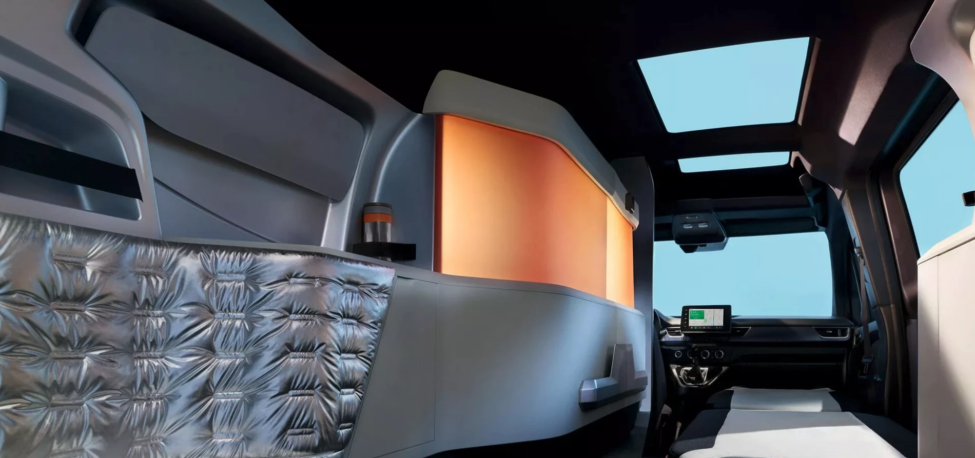 With a single folding bed and storage space focused on one person (e.g. small single ski rack), the Renault Hippie Caviar Motel encourages would-be drivers to escape for solitude and adventure