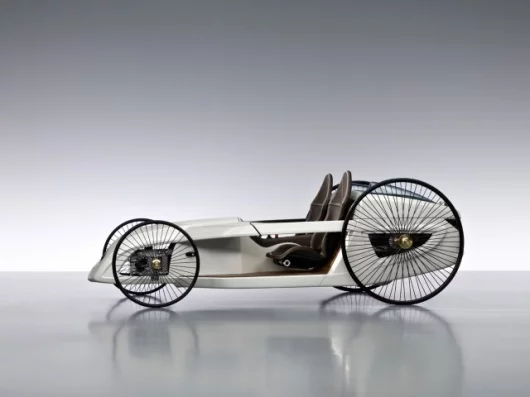 Mercedes Benz F-CELL Roadster