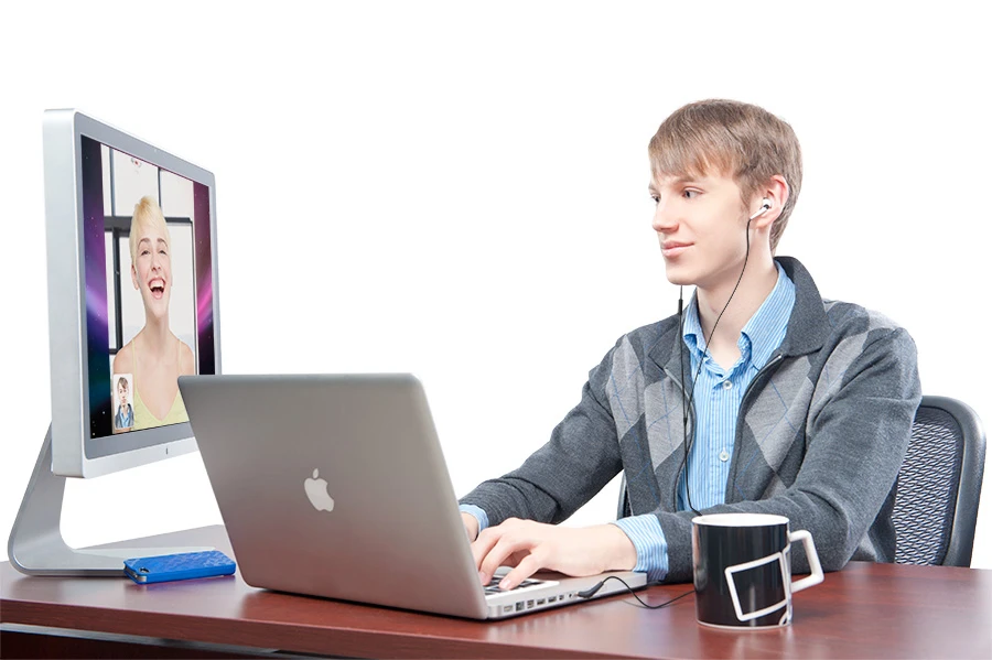 iSkin's earTone earphones are 'Mac Ready'