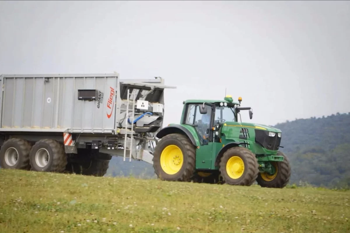 John Deere's SESAM electric tractor: regen braking will help refill the battery on downward slopes