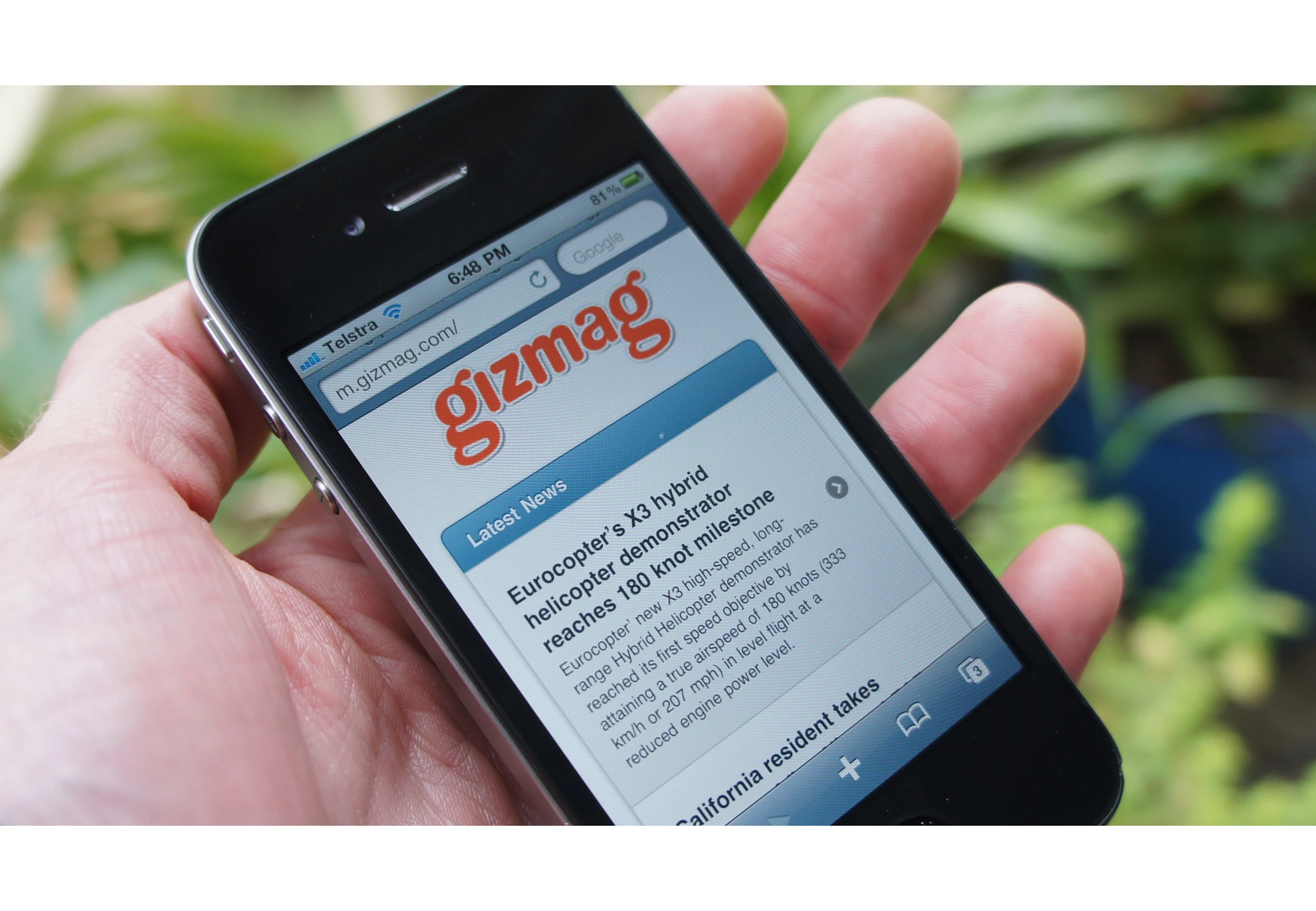 Gizmag has launched a site tailored to mobile devices - http://m.gizmag.com/
