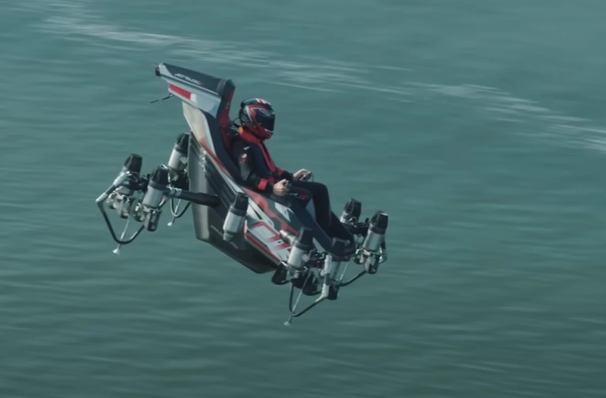 Speeds up to 250 km/h (155mph) are possible, as well as altitudes up to 10,000 ft (3048 m) ... and flips. Yikes.