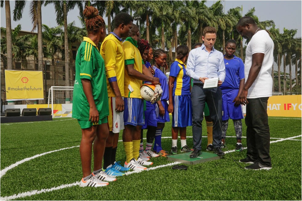 Shell and music star Akon, whose own company develops solar-powered lighting for Africa, also partnered on the project
