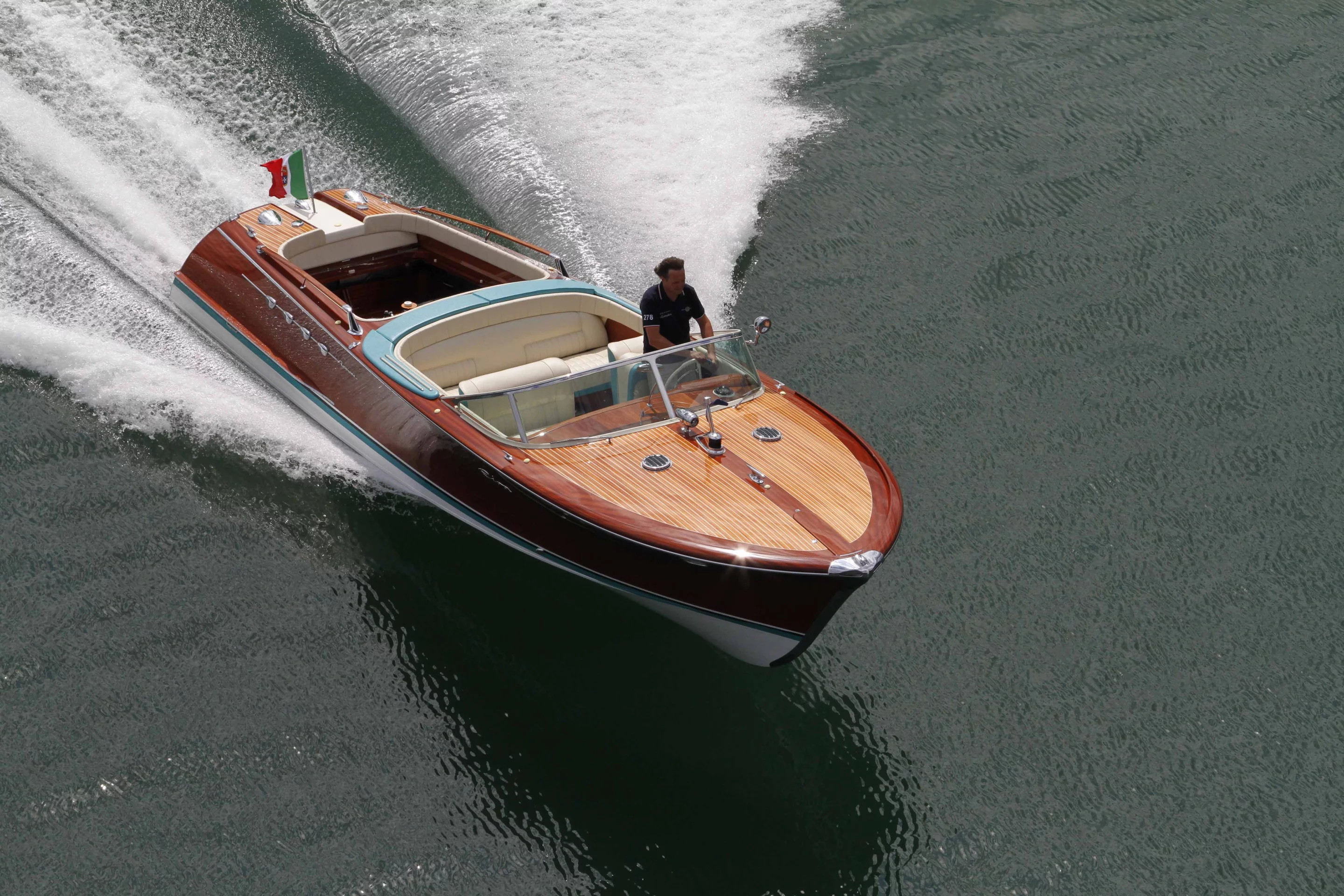 The Lamborghini Riva Aquarama can do 48 knots