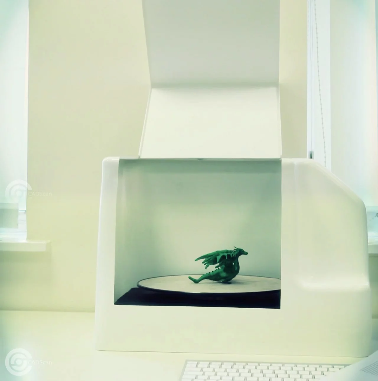 The CADScan3D scanner is a desktop-sized device that can digitize real objects in minutes