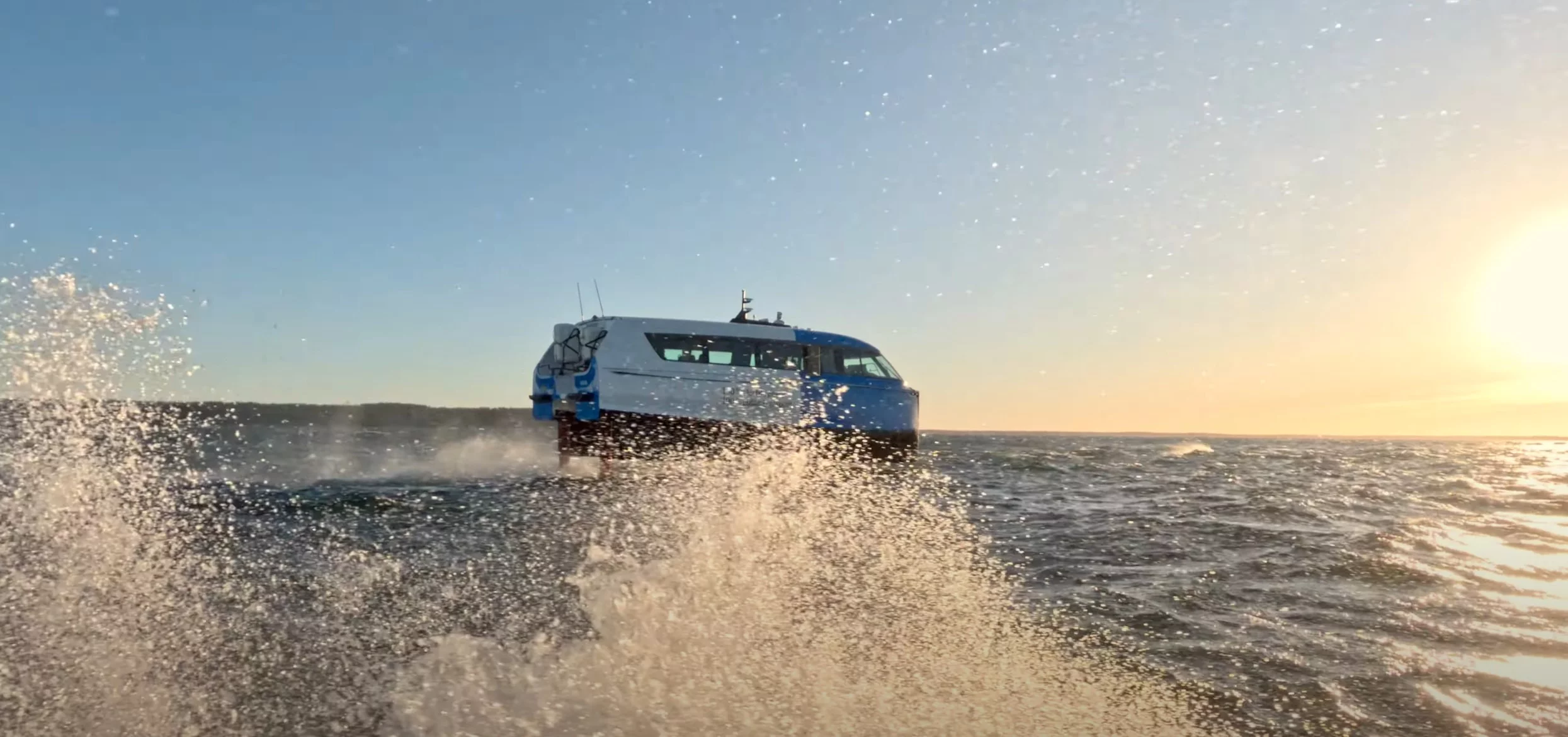 Footage has been released that show how the P-12 foiling e-ferry handles itself in gusts of 14 m/s, swells up to 2 meters in height, -2 °C air temps and 4 °C water temps
