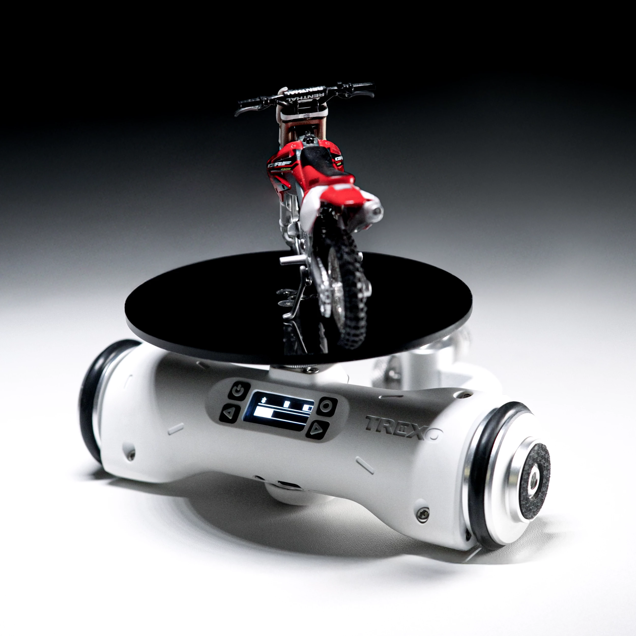 In turntable mode, the Trexo Wheels Go makes showcasing your product as easy as pie