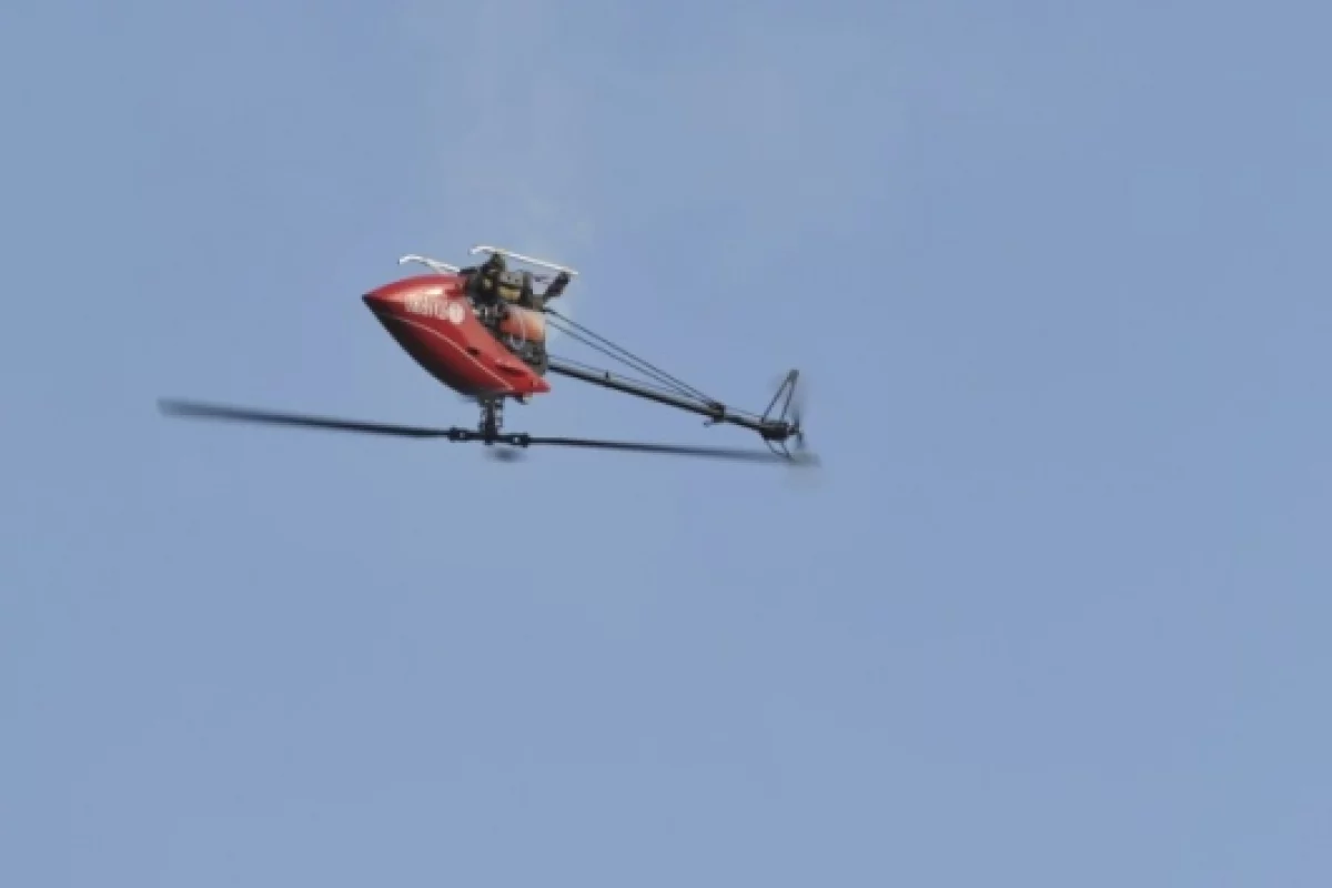 robot helicopter which can teach itself to fly by watching other helicopters in the air