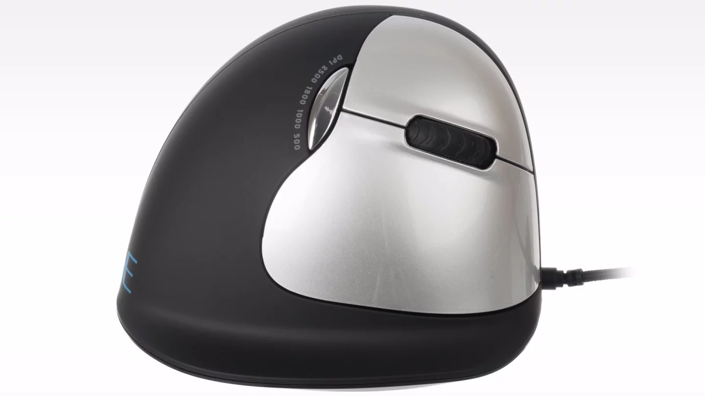 There are two buttons to the front, forward and back clickers on the side, and a scroll wheel in the center