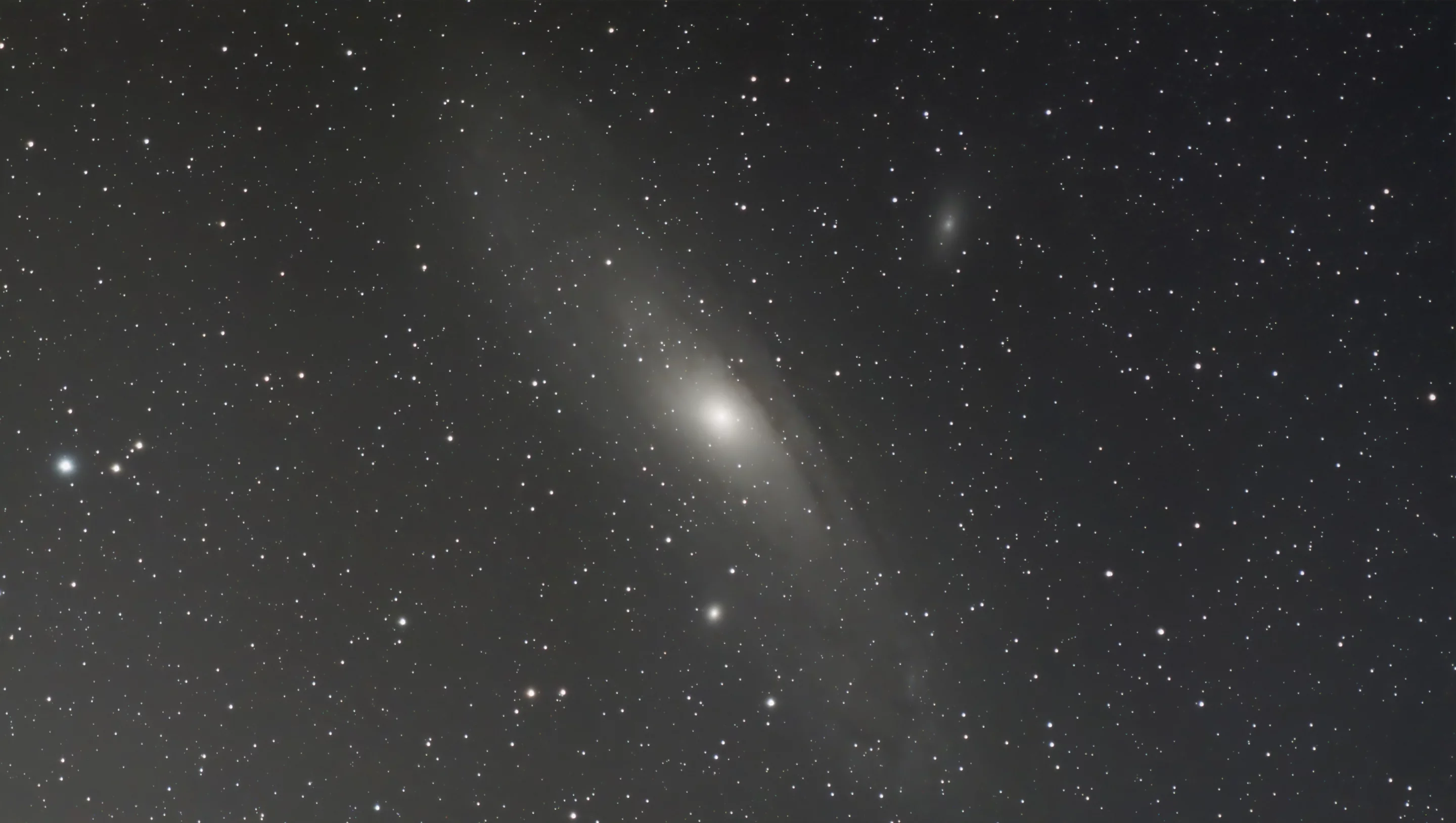 Stacked image of the Andromeda Galaxy - shutter 15, gain 60, stack count 150 (image straight from Dwarf III, not edited)