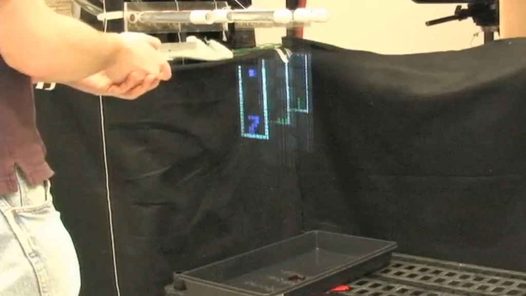 The AquaLux 3D images are visible in ambient light