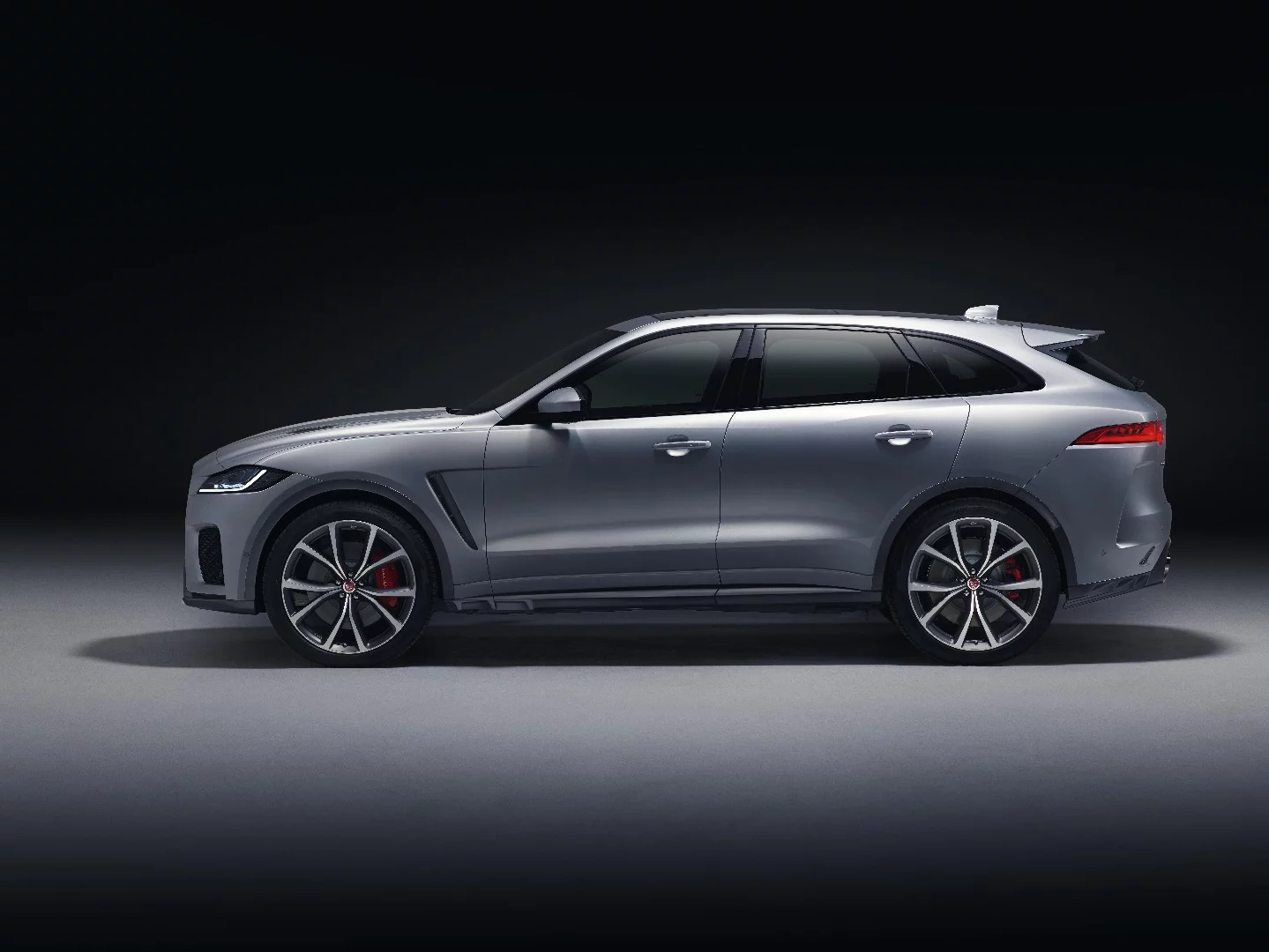 The F-Pace SVR comes standard with 21-in wheels, and 22-in wheels are available